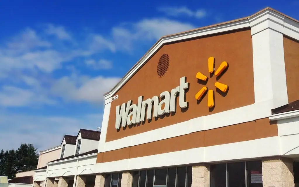 Walmart por vender iPhone usado